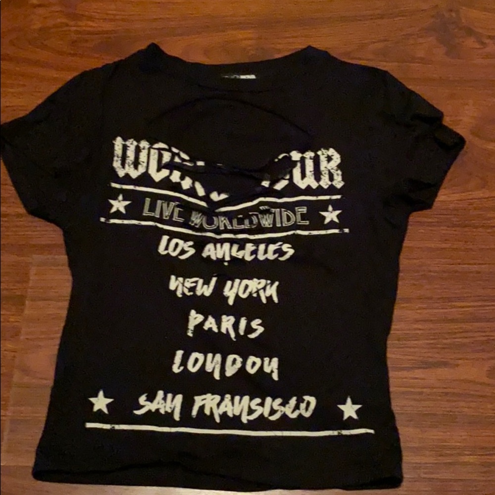 Graphic Cropped Tee